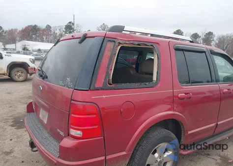 2005 Ford Explorer Limited z USA, uszkodzony, nr VIN 1FMDU75KX5UA83621